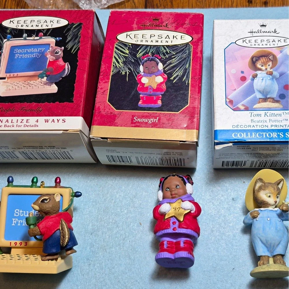 Hallmark Keepsake Christmas Ornaments Lot 3 snow girl tom kitten people friendly